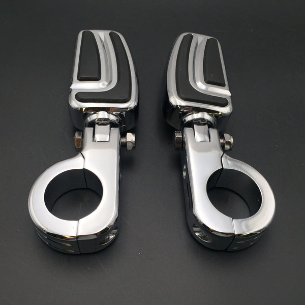HTT Motorcycle Chrome AirFlow Arrow Foot Rest Foot Pegs with 1 1/2" 1.5 inch Mounting Bracket For Triumph Rocket Yamaha V-STAR Roadstar Suzuki  INTRUDER Boulevard M90  M1500 Kawasaki Vulcan