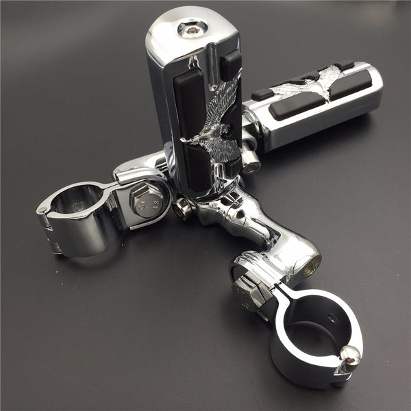 HTT Motorcycle Chrome Short Angled Peg Mounting Kit with Hawk Foot Peg For Bike Equipped with 1-1/4 inch (1.25") Front Engine Guard Frame Tube Iron 883 Electra Glide Ultra Road King FLHR