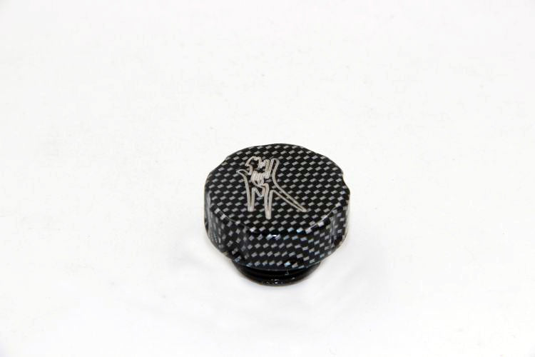 HTT Motorcycle Carbon Fiber Brake Fluid Reservoir Cap Logo Engraved For 1999-2012 Suzuki Hayabusa GSXR 1300