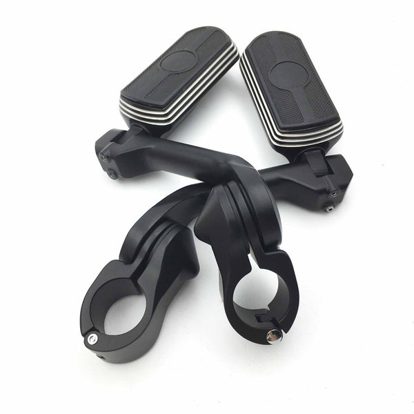 HTT- Black Skull Foot Pegs w/ 5" Long Angled Adjustable Mount Kit 1.25" For Honda GoldWing/ Yamaha V-STAR/ Suzuki Intruder/ Kawasaki Vulcan Engine Guard