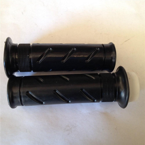 Black Hand Grips ATV QUAD YAMAHA KAWASAKI POLARIS SEADOO WATERCRAFT BOMBARDIER JET SKI HONDA ATV FOREMAN RECON RINCON Kawasaki Brute Force Prairie BRUIN GRIZZLY KODIAK(7/8" BOTH SIDE)