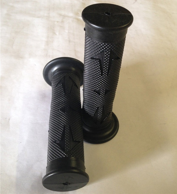 Sport Bike  Dirt Bike Motorcycle H Grips BLACK MOTORCYCLE APRILLA BMW DUCATI TRIUMPH HONDA YAMAHA KAWASAKI SUZUKI Polaris Suzuki Yamaha Dirt Bike Offroad KTM (7/8" LEFT 1" RIGHT)
