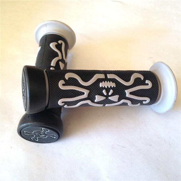 Dirt Bike Skull Gel Style H Grips GRAY MOTORCYCLE APRILLA BMW DUCATI TRIUMPH HONDA YAMAHA KAWASAKI SUZUKI Polaris Suzuki Yamaha Dirt Bike Offroad KTM DIRT BIKE(7/8" LEFT 1" RIGHT)